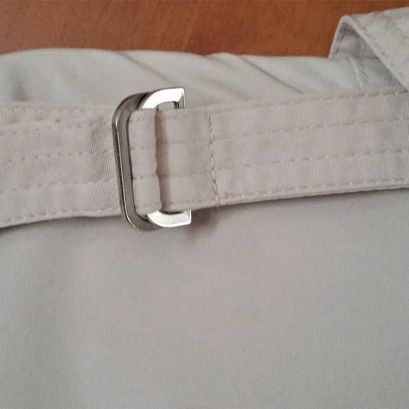 Sold - Picture 3 of 9